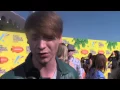Geekout with Calum Worthy Austin Ally at the Nickelodeon Kids Choice Awards 2015