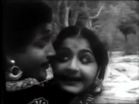 Poothirukkum Vizhiyeduthu - YouTube
