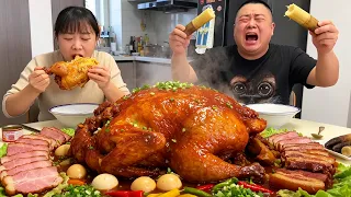 蠢老公以為自己藏燒雞神不知不覺，誰料被我發現後偷走，最後沒吃上肉氣哭了！ 【胖嫂美食】