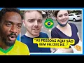 Download Lagu Casal Gringo fica SURPRESO ao observar o dia a dia de um Brasileiro