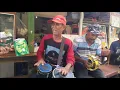 Download Lagu Dua Kakek Pengamen Hebat Memenuhi Request dan Menikmati Soto Kegemarannya / Best Old Street Musician