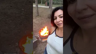 مع نار المخيم الينا انجل تخييم 