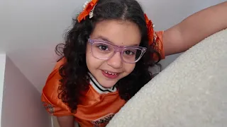 Je me cache derrière le canapé 🤭