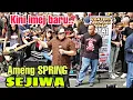 Download Lagu Ameng SPRING dengan gaya imej terbaru turut hadir di SOGO.Geng telan studio recording ni!