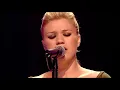 Kelly Clarkson - Because of you (Live)