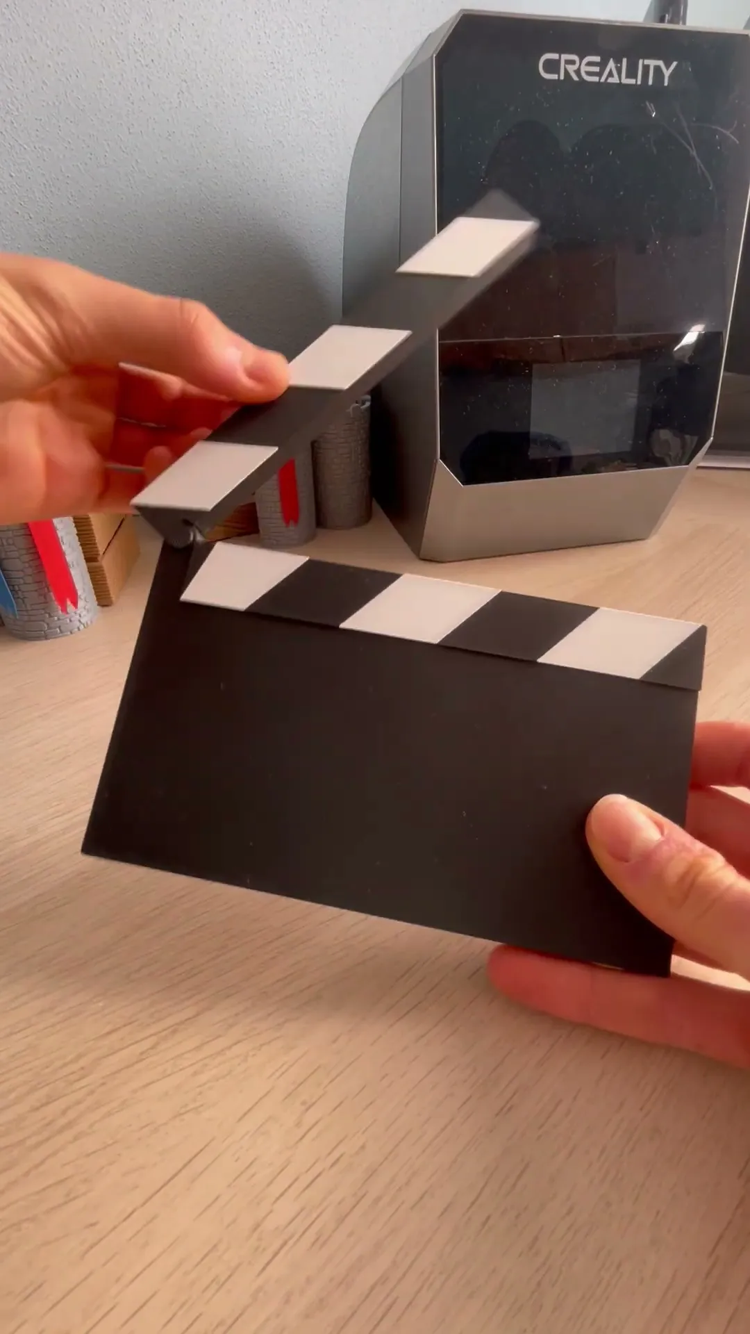 CLAPPER BOARD (print in place)