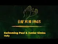 Swimming Paul & Junior Simba - Holly
