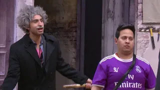 الخناقة مع مين ياض   مسرح مصر دندنها