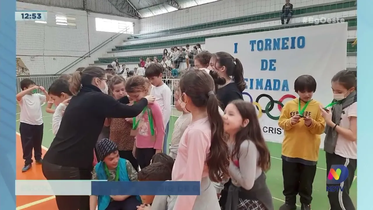 Competição do Ciclismo e torneio de Queimada em escola de Chapecó.