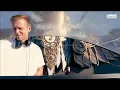 Armin van Buuren & Hardwell  - Follow The Light