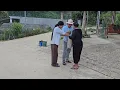 This woman is looking for her relatives, and Bao has invited her to his home.