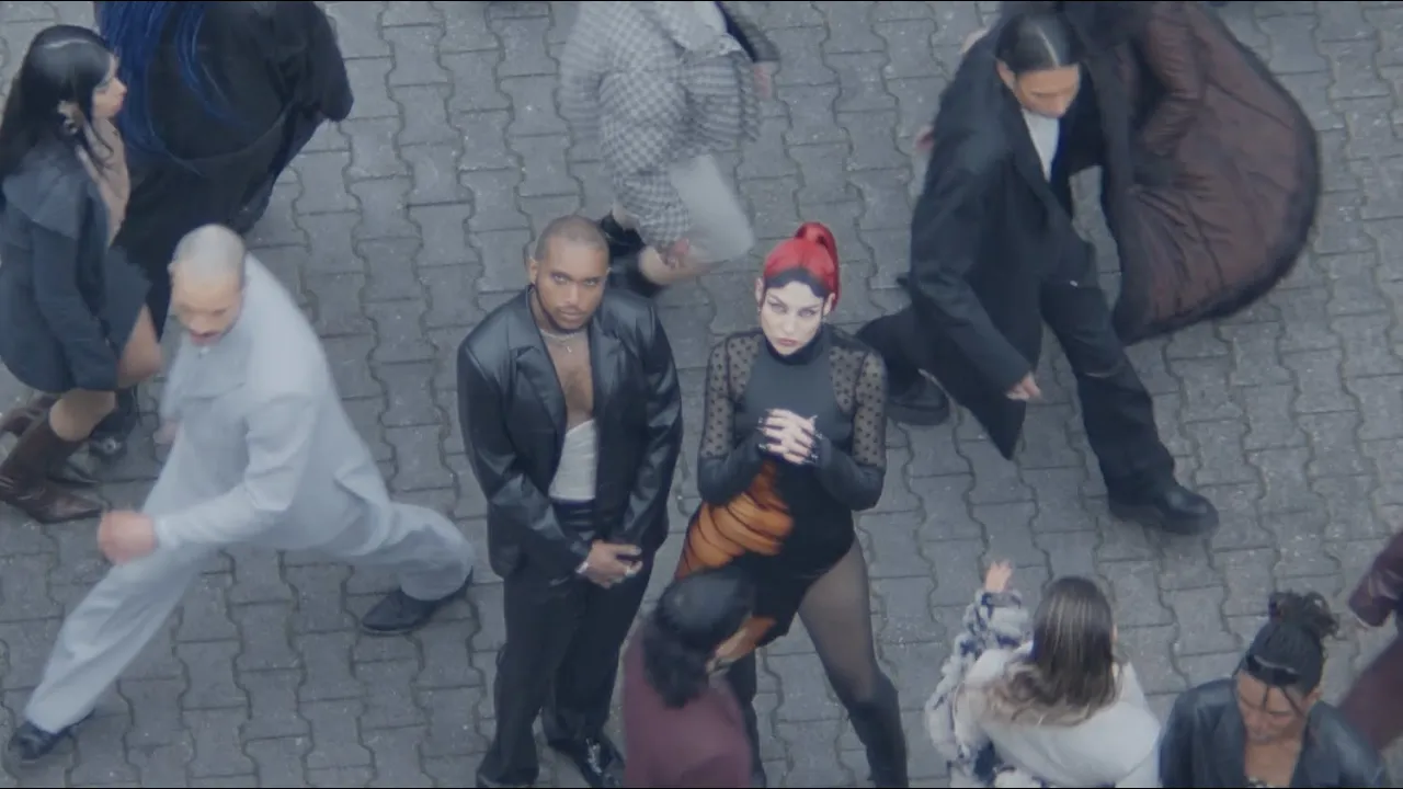 VTSS - Goin Nuts ft. LSDXOXO (Official Video) VTSS - Goin Nuts ft. LSDXOXO (Official Video)