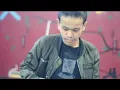 seiring waktu berjalan - pagi itu di bangku taman (cover)