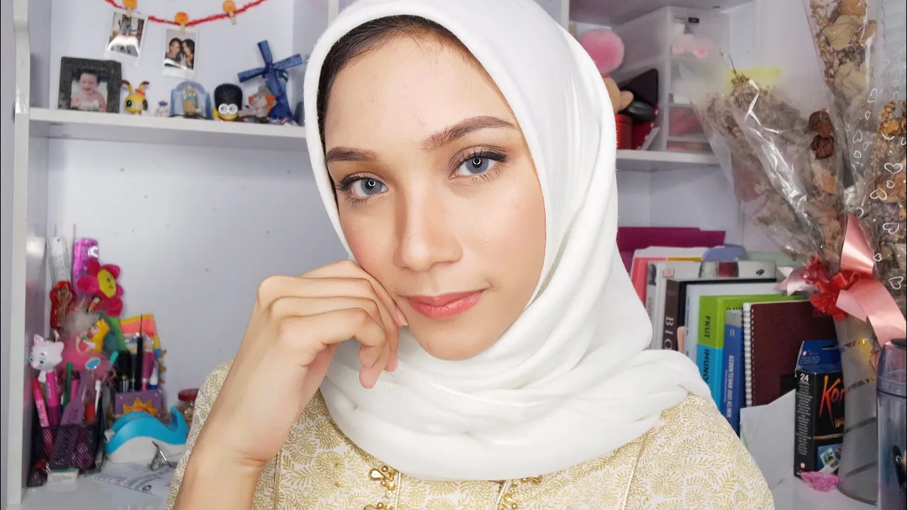 *NEW Maybelline The Magnum Barbie Mascara Review & Demo. 