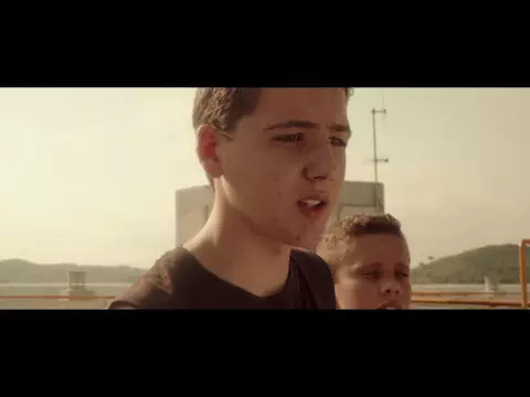 En la azotea / On the Roof (Trailer)
