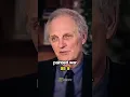 Lagu Alan Alda Refused to Make War a Joke on MASH