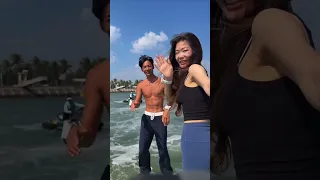 Flyboard ride is so fun!Woman enjoying fly on water (Acoustic version)#flyboard #watersports #funny
