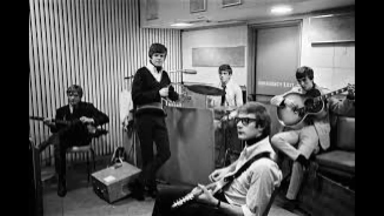 Hermans Hermits - 'No Milk Today' Stereo Version (Extended Ending)