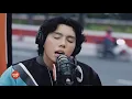 Zack Tabudlo performs “Nangangamba” LIVE on Wish 107.5 Bus