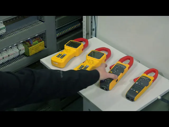 Video thumbnail for FLUKE utility testing Clamp Meters