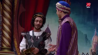 لو عيان اقعد جنب أمك     محمد أنور يخرج عن النص في مشهد كوميدي دندنها