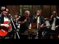 Download Lagu Amigos Band dan Maruarar Sirait: Perpaduan Musik dan Budaya