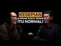 Download Lagu WASPADA! KESEPIAN Lebih Bahaya Dari Rutin Hisap Rokok \u0026 Minum Alkohol! | SUARA BERKELAS #20