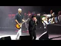 Download Lagu Foo Fighters With Rick Astley - Never Gonna Give You Up  - London O2 Arena 19 September 2017