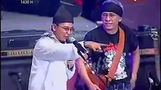 Download Iwan fals bersama alm.uje (ustad jefry) MP3