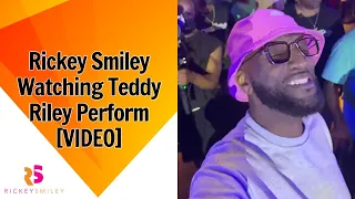 Rickey Smiley Watching Teddy Riley Perform