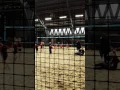 Download Lagu Jamilah speelt volleybal met haar team vriendinnen.