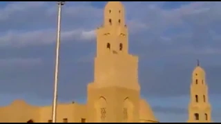يا طبيبا للقلوب يا شاذلي 