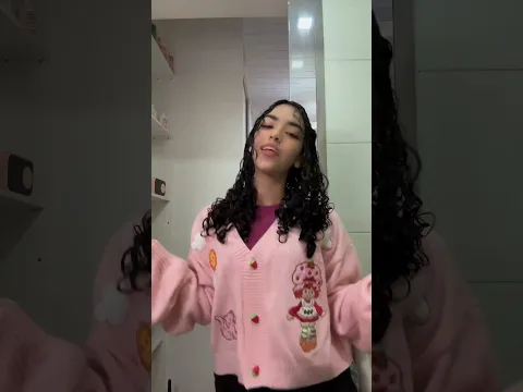 ICONIC BY MISTAKE!!💗🎀