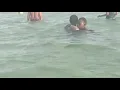 Download Lagu Beach Boy Caught on Camera, Lol