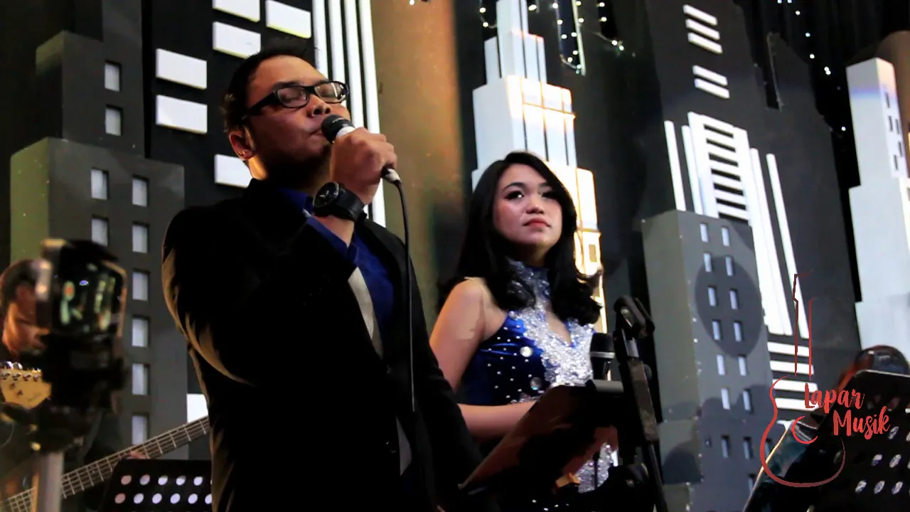 Fix You - Coldplay ( Vivace Band Perform at Grand Palace Ballroom ) Fix You - Coldplay ( Vivace Band Perform at Grand Palace Ballroom )