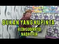 Download Lagu BUKAN YANG KUPINTA - Rita Sugiarto | Nada Pria | Karaoke || Lirik