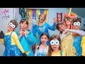 Download Lagu Frozen Elsa Gives Kate \u0026 Lilly a Magic Fashion Show with a Dance Party!