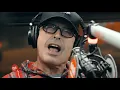 Farrington + Mann perform "The Promise" LIVE on the Wish USA Bus