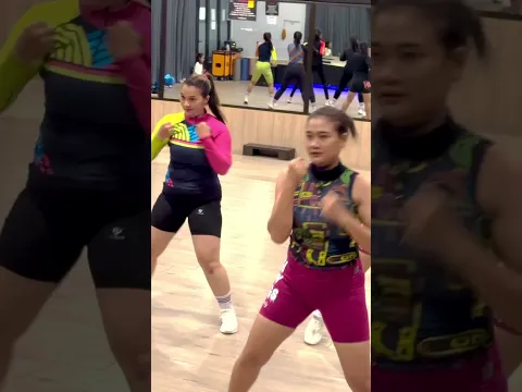 Senam aerobik pemula #fesyasahara #aerobictermantul #senamaerobik #remix #kelasaerobicpemula