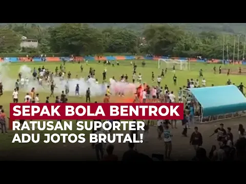 Bupati Cup Ricuh, Ratusan Suporter Bentrok di Tengah Lapangan