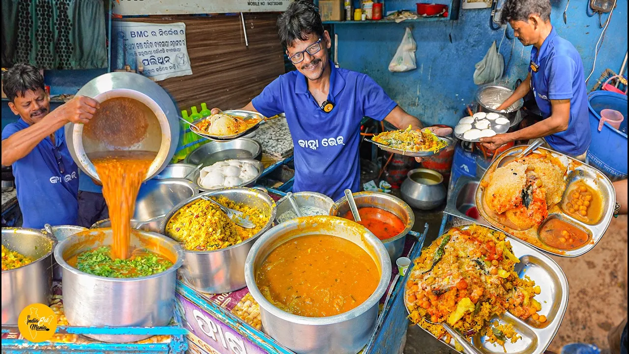 Hardworking Romeo Bhaiya Ka Bhubaneswar Wala Cheapest Nashta Thali Rs 20/- Only l Odisha Street Food