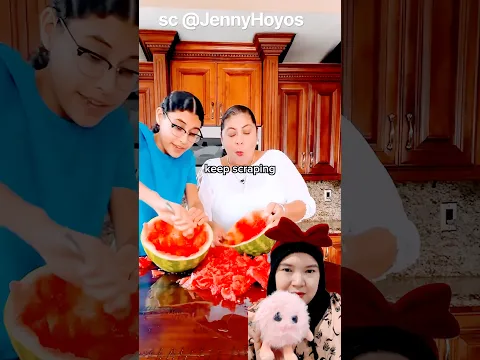 buka semangkanya‼️JennyHoyos