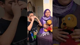 انتي بتكسري المصاصه بأسنانك                   دندنها