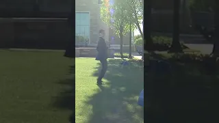 Robot tries to kill reporter