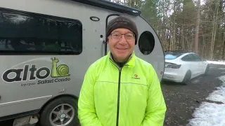 towing an alto lightweight camping trailer with a tesla