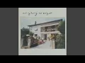 Download Lagu En säng av rosor