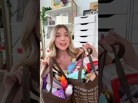 INSANE influencer gifting suite!🛍️