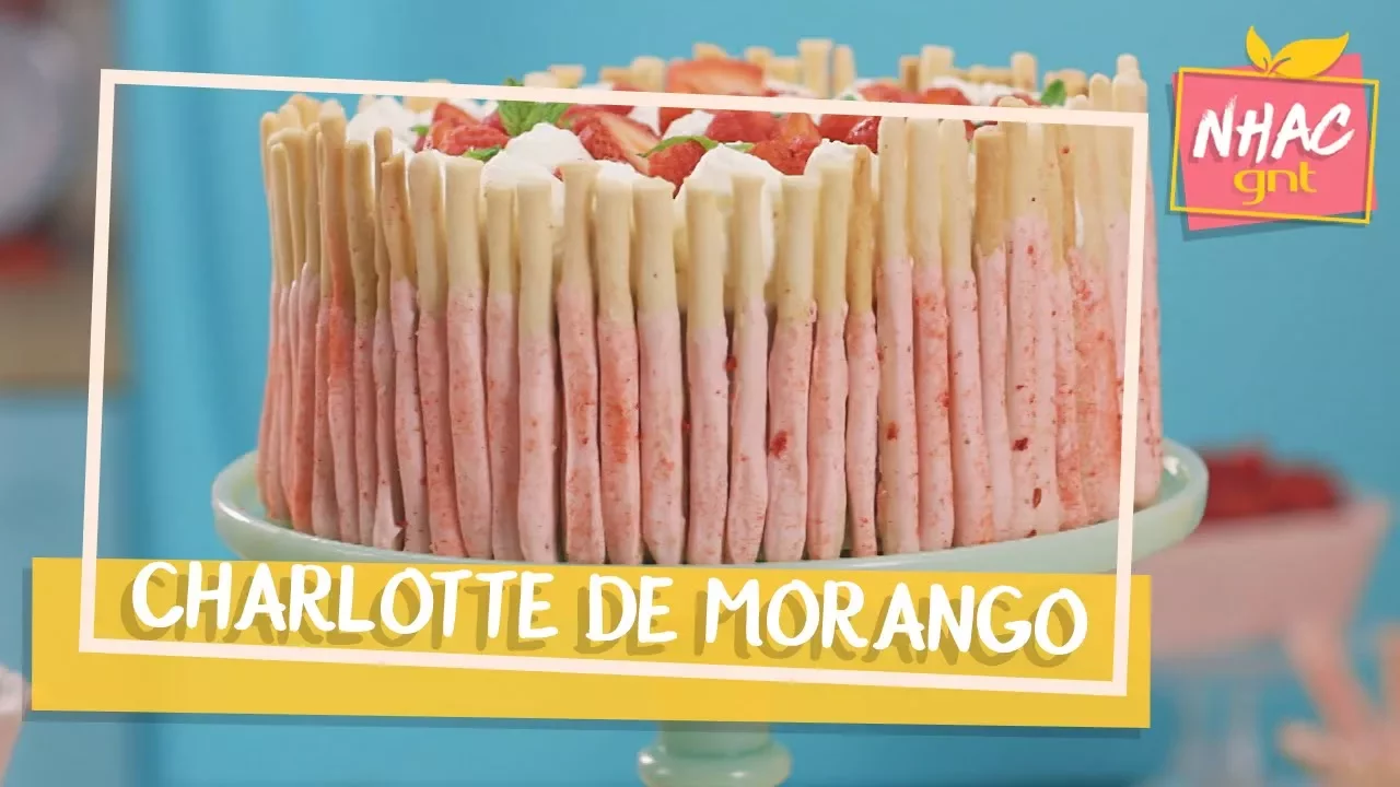 CHARLOTTE DE MORANGO COM BISCOITO RAÍZA COSTA RAINHA DA COCADA