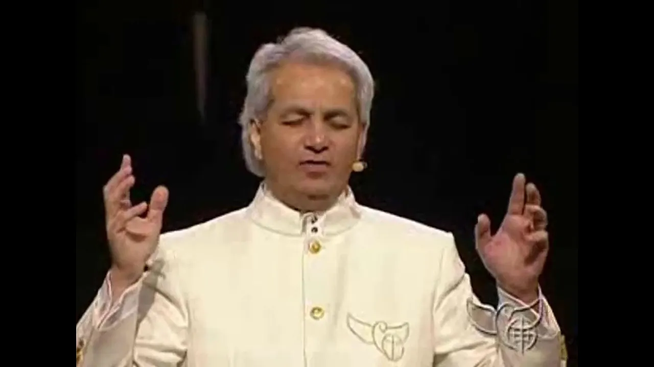 Spirit of The Living God - Benny Hinn (1 hour repeat) Spirit of The Living God - Benny Hinn (1 hour repeat)