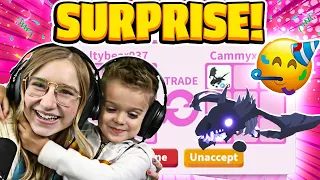 Download I Surprise My Little Brother with a SHADOW DRAGON for his BIRTHDAY! Roblox MP3